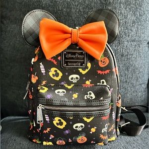 Loungefly Minnie Halloween Bag.